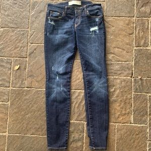 A&F Super Skinny Jean - 4R EUC